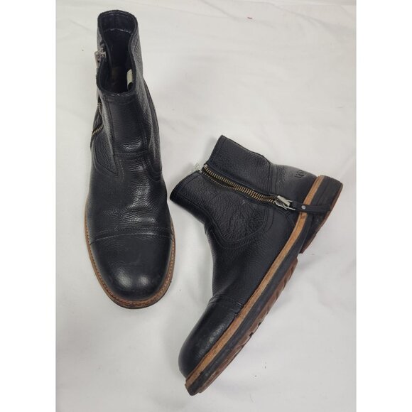 UGG Men's Sz. 9 Black Dalvin Pebbled Leather Zip Boots